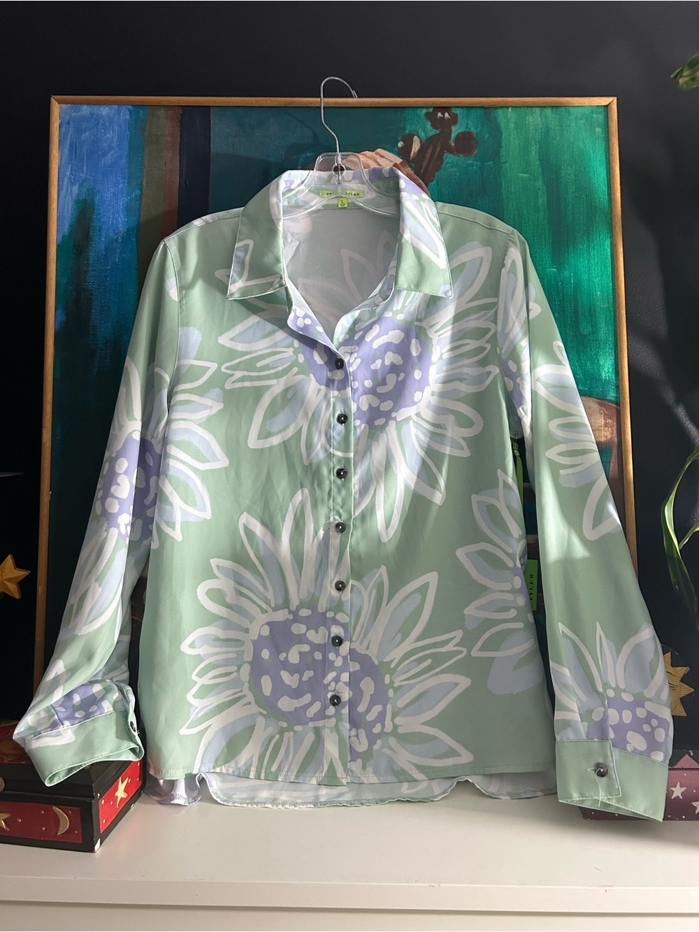 Trisha Tyler Green Floral Button Down Blouse Women’s Large